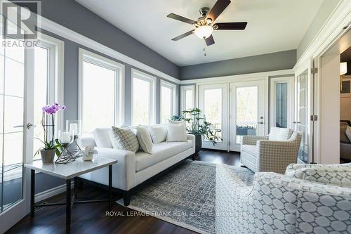 334 Sandy Bay Road, Alnwick/Haldimand, ON - Indoor Photo Showing Living Room