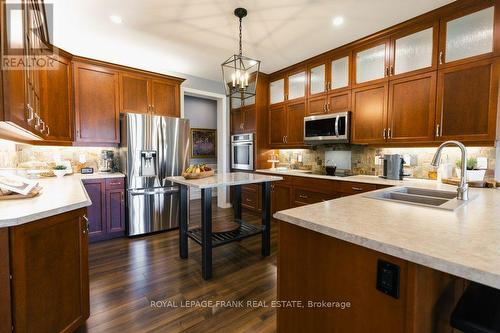 334 Sandy Bay Road, Alnwick/Haldimand, ON - Indoor Photo Showing Kitchen With Double Sink With Upgraded Kitchen