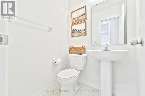 11 Bruton Street, Thorold, ON - Indoor Photo Showing Bathroom