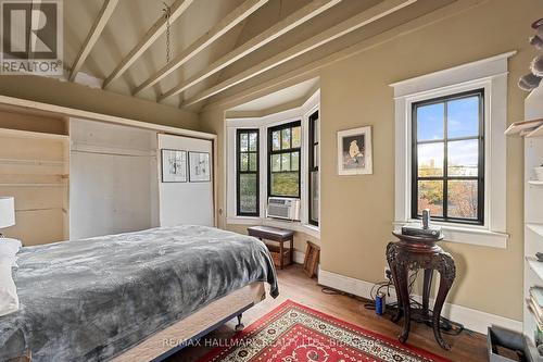 52 Sproat Avenue, Toronto, ON - Indoor Photo Showing Bedroom