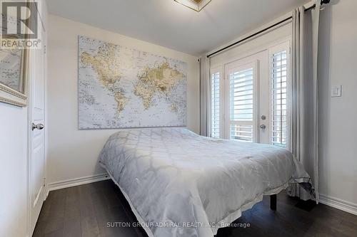 286 Barons Street, Vaughan, ON - Indoor Photo Showing Bedroom