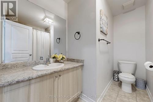 286 Barons Street, Vaughan, ON - Indoor Photo Showing Bathroom