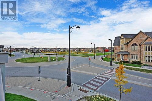 286 Barons Street, Vaughan, ON - Outdoor With View