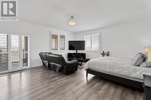 16585 Jane Street, King, ON - Indoor Photo Showing Bedroom