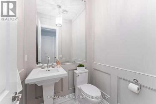 396 Woodgate Pines Drive, Vaughan, ON - Indoor Photo Showing Bathroom