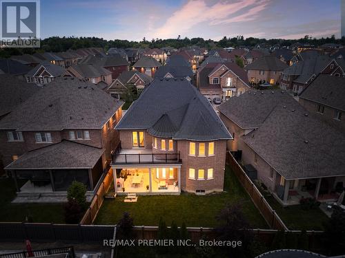 396 Woodgate Pines Drive, Vaughan, ON - Outdoor