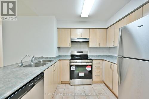 Ph22 - 3 Ellesmere Street, Richmond Hill, ON - Indoor Photo Showing Kitchen With Double Sink