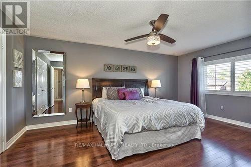 2395 Whitehorn Drive, Burlington, ON - Indoor Photo Showing Bedroom