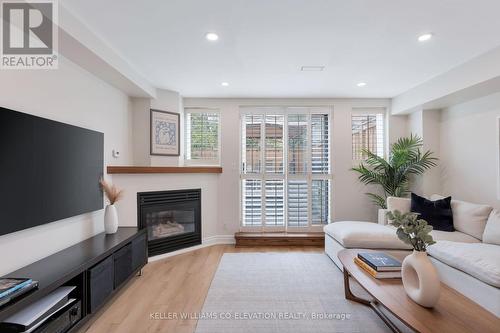 503 Oxford Street, Toronto, ON - Indoor Photo Showing Living Room With Fireplace