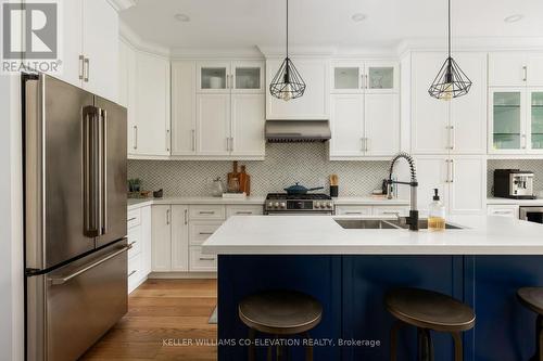 503 Oxford Street, Toronto, ON - Indoor Photo Showing Kitchen With Upgraded Kitchen