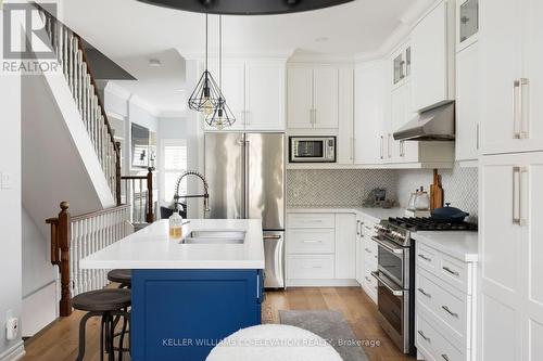 503 Oxford Street, Toronto, ON - Indoor Photo Showing Kitchen With Upgraded Kitchen