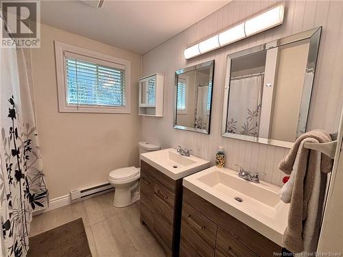 126 Creighton Street, Woodstock, NB - Indoor Photo Showing Bathroom