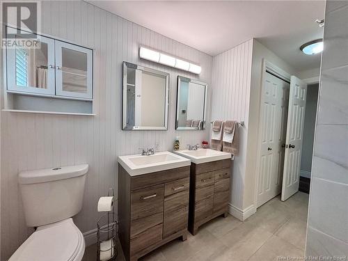 126 Creighton Street, Woodstock, NB - Indoor Photo Showing Bathroom