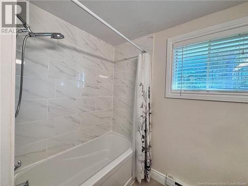 126 Creighton Street, Woodstock, NB - Indoor Photo Showing Bathroom