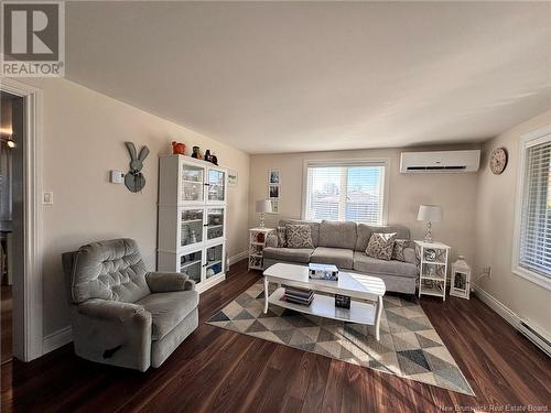 126 Creighton Street, Woodstock, NB - Indoor Photo Showing Living Room