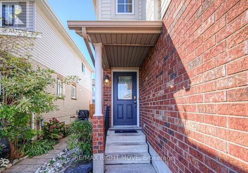 83 Bridlewreath Street, Kitchener, ON - Outdoor