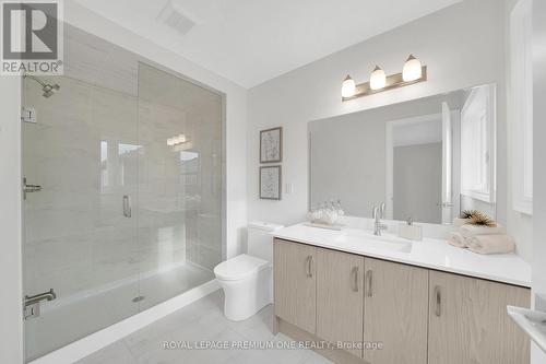 17 Steer Road, Erin, ON - Indoor Photo Showing Bathroom