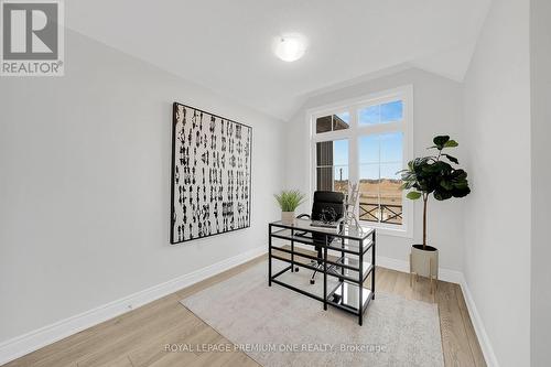 17 Steer Road, Erin, ON - Indoor Photo Showing Other Room