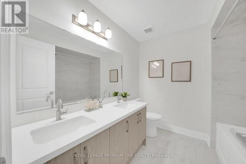 17 Steer Road, Erin, ON - Indoor Photo Showing Bathroom