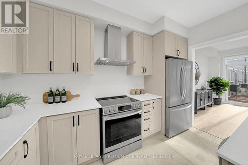 17 Steer Road, Erin, ON - Indoor Photo Showing Kitchen