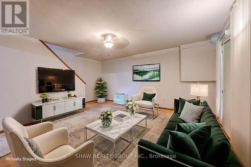 3 - 400 Springbank Avenue N, Woodstock, ON - Indoor Photo Showing Living Room