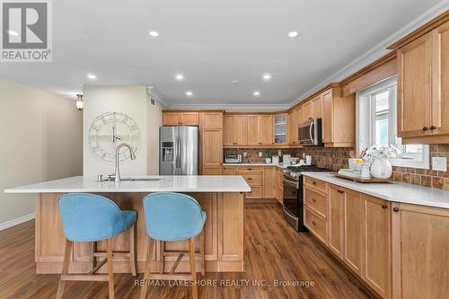 45 Ward Drive, Brighton, ON - Indoor Photo Showing Kitchen With Stainless Steel Kitchen With Upgraded Kitchen