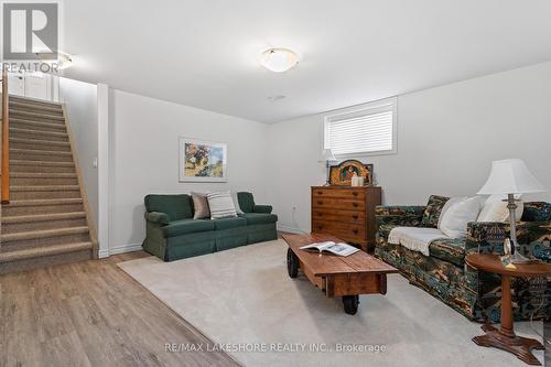 45 Ward Drive, Brighton, ON - Indoor Photo Showing Living Room