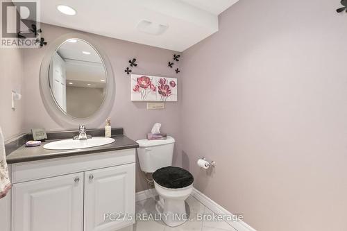 941 Cherryhaven Drive, London, ON - Indoor Photo Showing Bathroom