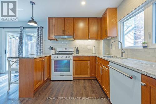 587 Rosedale Street, London, ON - Indoor Photo Showing Kitchen