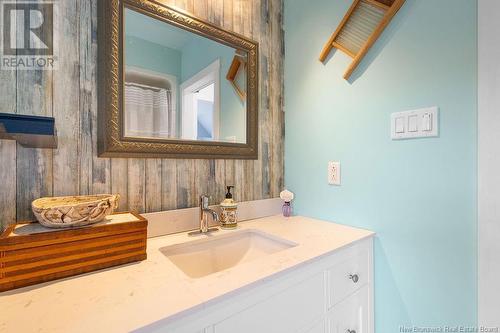 162 Islandview Drive, Miramichi, NB - Indoor Photo Showing Bathroom