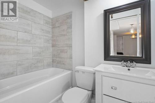 162 Islandview Drive, Miramichi, NB - Indoor Photo Showing Bathroom