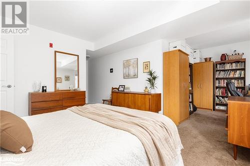 24 Dairy Lane Unit# 206, Huntsville, ON - Indoor Photo Showing Bedroom