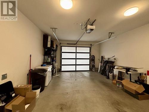 720 3Rd East Street, North Vancouver, BC - Indoor Photo Showing Garage