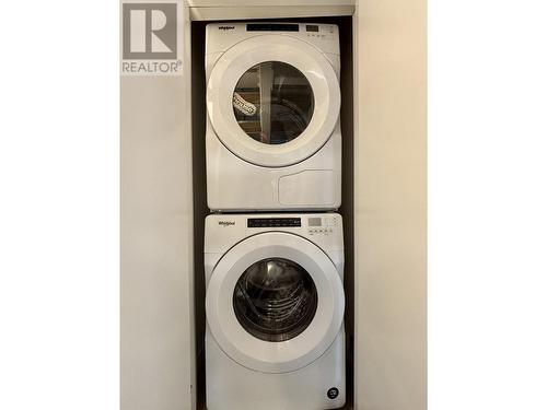 720 3Rd East Street, North Vancouver, BC - Indoor Photo Showing Laundry Room