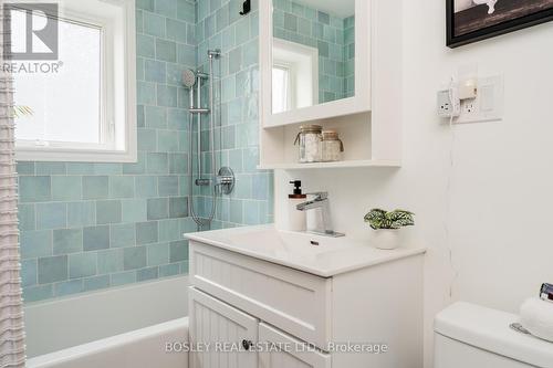 3 Chilcot Avenue, Toronto, ON - Indoor Photo Showing Bathroom