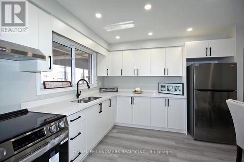 45 Lorne Avenue, Grimsby, ON - Indoor Photo Showing Kitchen With Double Sink