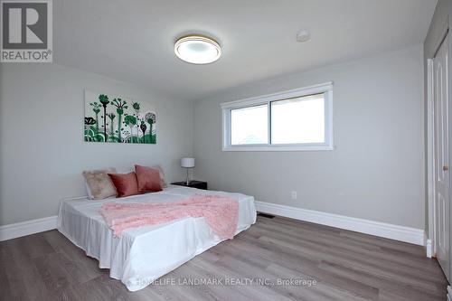 45 Lorne Avenue, Grimsby, ON - Indoor Photo Showing Bedroom