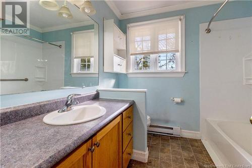 92 Du Couvent, Bouctouche, NB - Indoor Photo Showing Bathroom