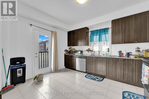 342 Russell Street, Southgate, ON - Indoor Photo Showing Kitchen