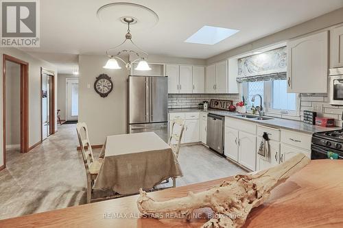 76 Fairmeadow Drive, Guelph, ON - Indoor Photo Showing Kitchen With Double Sink