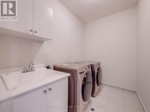 64 Hager Creek Terrace, Hamilton, ON - Indoor Photo Showing Laundry Room