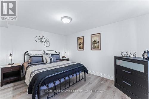 6 Lakeview Park Road, Kawartha Lakes, ON - Indoor Photo Showing Bedroom