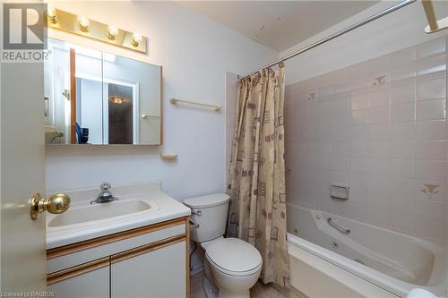 1775 9Th Avenue E Unit# 209, Owen Sound, ON - Indoor Photo Showing Bathroom