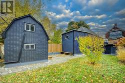 Bunkie to left, garage to the right - 