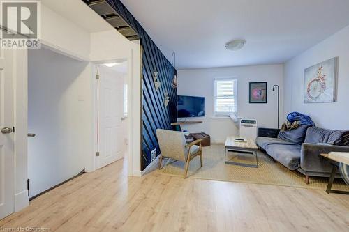 Top Floor Unit - 46 Cherry Street, Kitchener, ON - Indoor Photo Showing Living Room