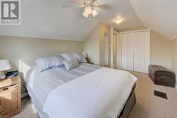 Large walk-in closet off this primary bedroom - 