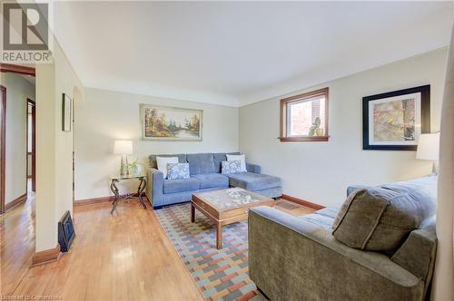 Bright living room - 53 Hett Avenue, Kitchener, ON - Indoor Photo Showing Living Room