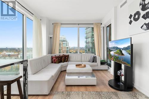 2105 - 135 East Liberty Street, Toronto, ON - Indoor Photo Showing Living Room