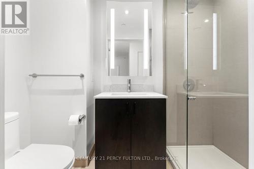 2105 - 135 East Liberty Street, Toronto, ON - Indoor Photo Showing Bathroom