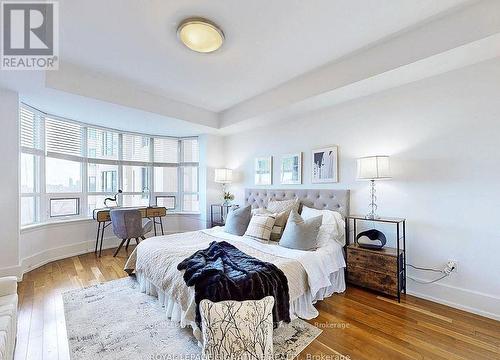 504-C - 662 Sheppard Avenue E, Toronto, ON - Indoor Photo Showing Bedroom